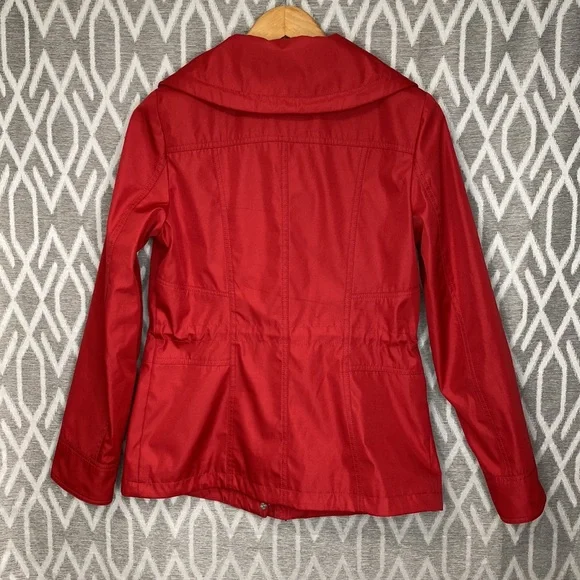 Guess Lightweight Jacket in Red w/ Black & Silver Accents Size: Small - Picture 2 of 6